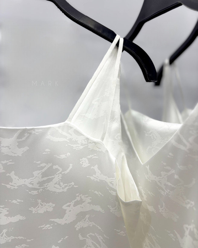 تاپ ساتن طرح اسب